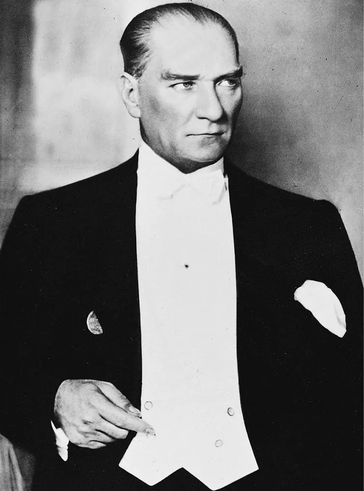 Mustafa Kemal Atatürk'ün portre fotoğrafı