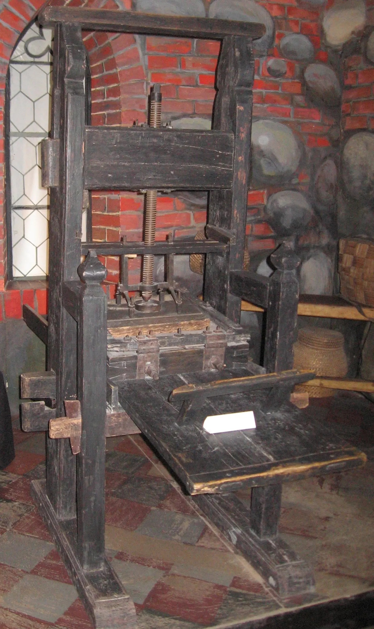 Gutenberg'in ahşap baskı makinesinin bir kopyası
